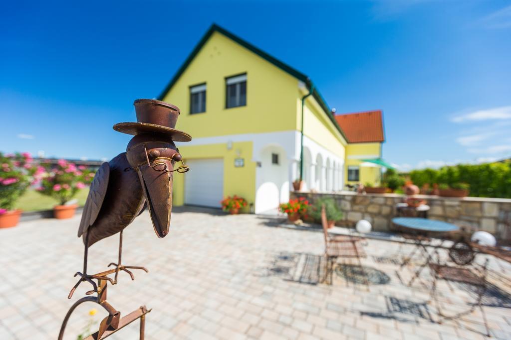 Appartementhaus Freiler Moerbisch Am See Exterior photo